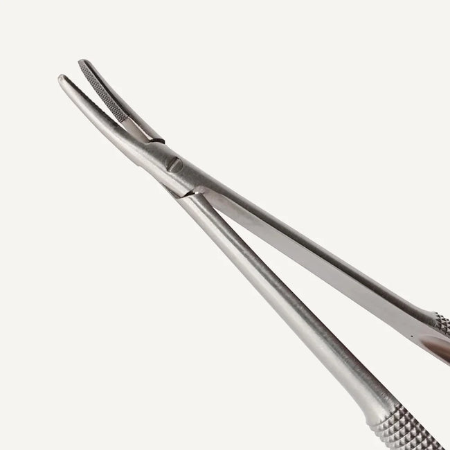 Castroviejo Needle Holder CVD 18cm TC